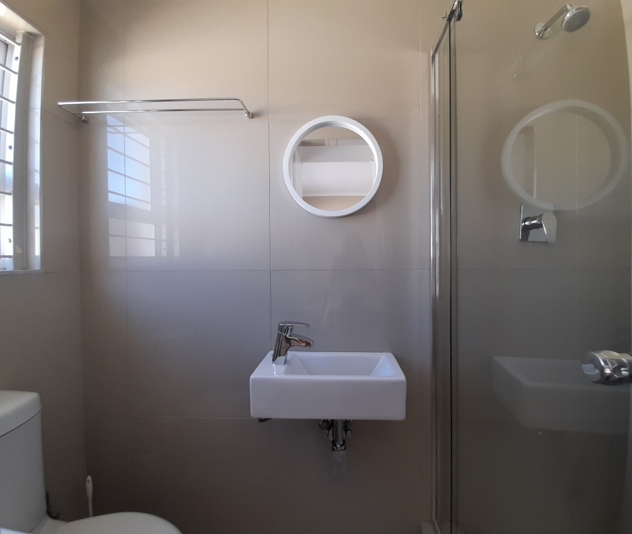 To Let 2 Bedroom Property for Rent in Sunningdale Western Cape